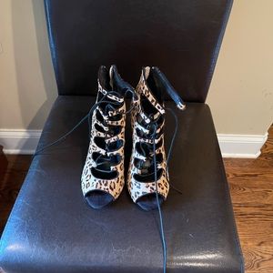 Steve Madden Leopard Lace Up